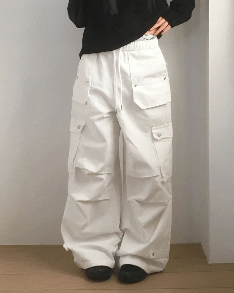 Ethyl Pocket Point Two Way Wide Cargo Pants 长裤