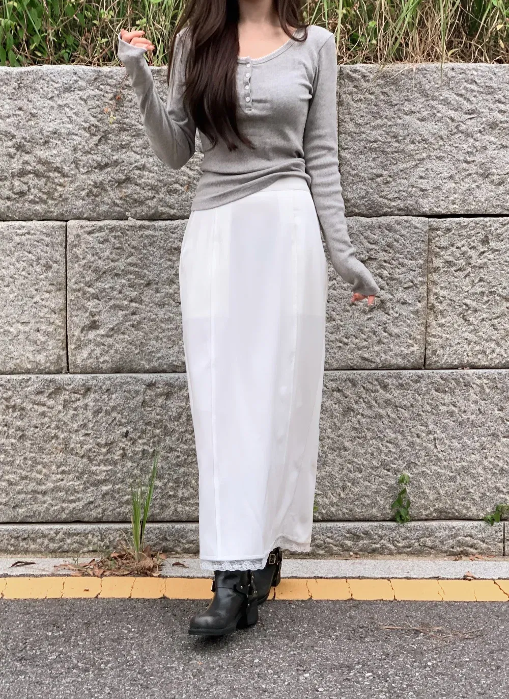 긴팔 티셔츠 모델 착용 이미지-S1L38