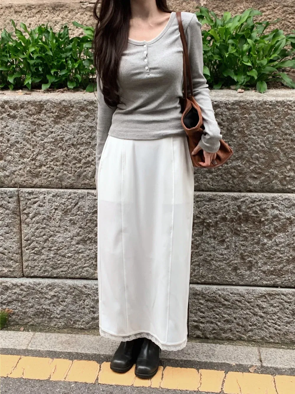 긴팔 티셔츠 모델 착용 이미지-S1L19