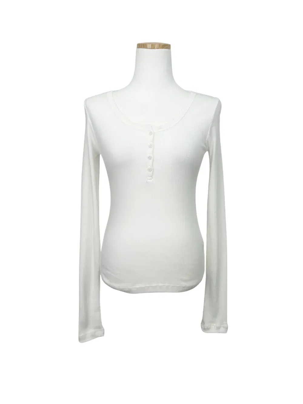 긴팔 티셔츠 화이트 색상 이미지-S4L1