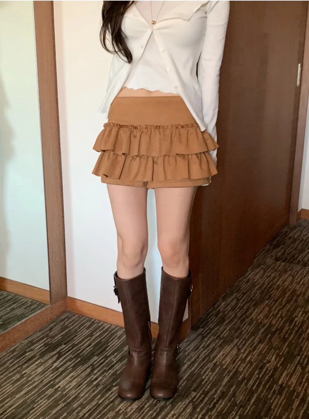 민소매 모델 착용 이미지-S1L60