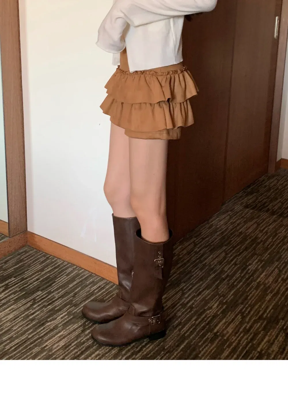 민소매 모델 착용 이미지-S3L1