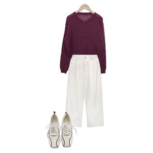 가디건&베스트,팬츠,스니커즈 코디