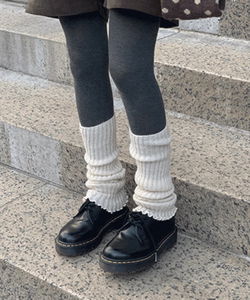 Theor Basic Frill Ribbed Leg Warmers