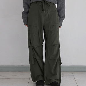 메이라 피치 카고 스트링 코튼 와이드 팬츠