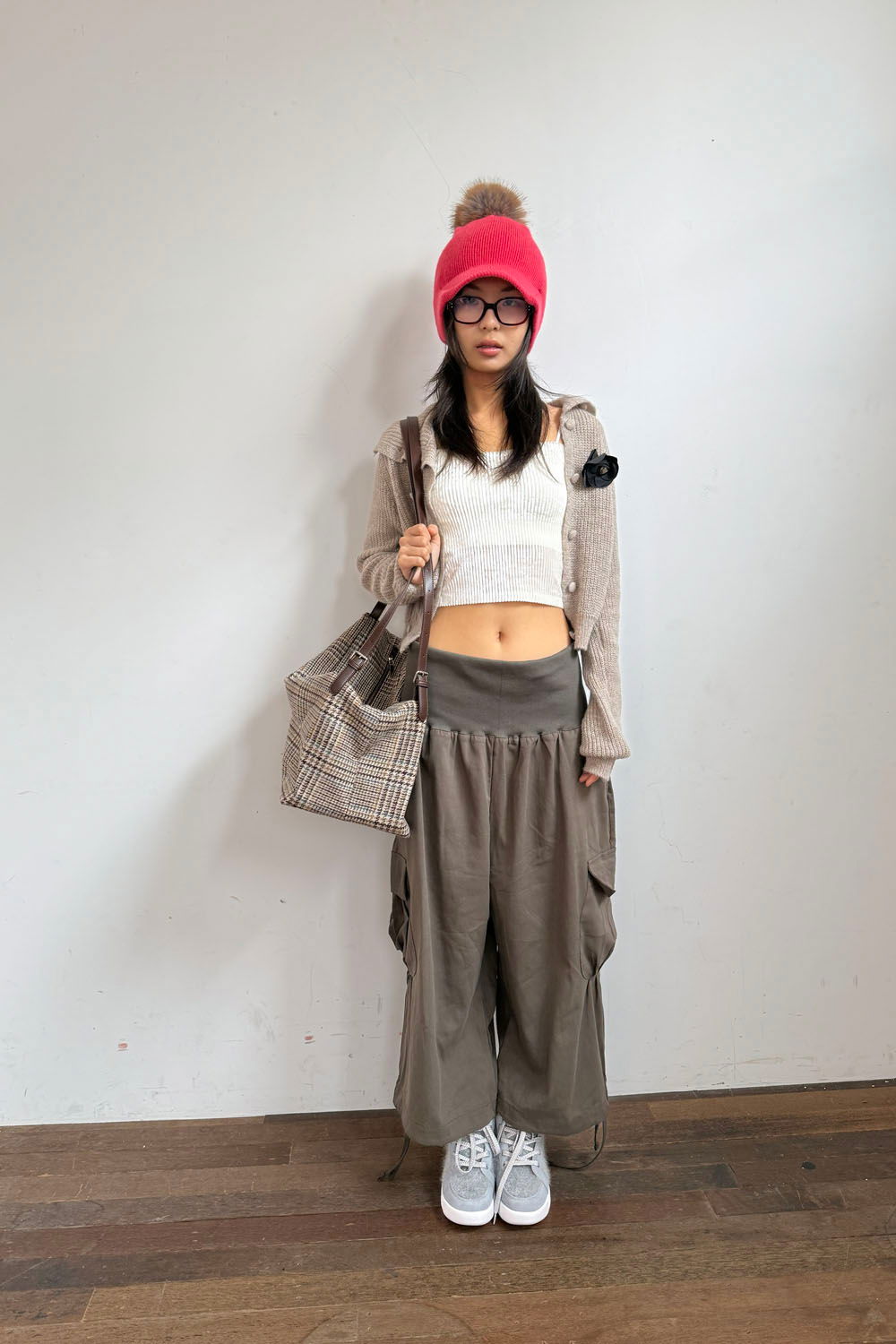 바지 모델 착용 이미지-S2L1