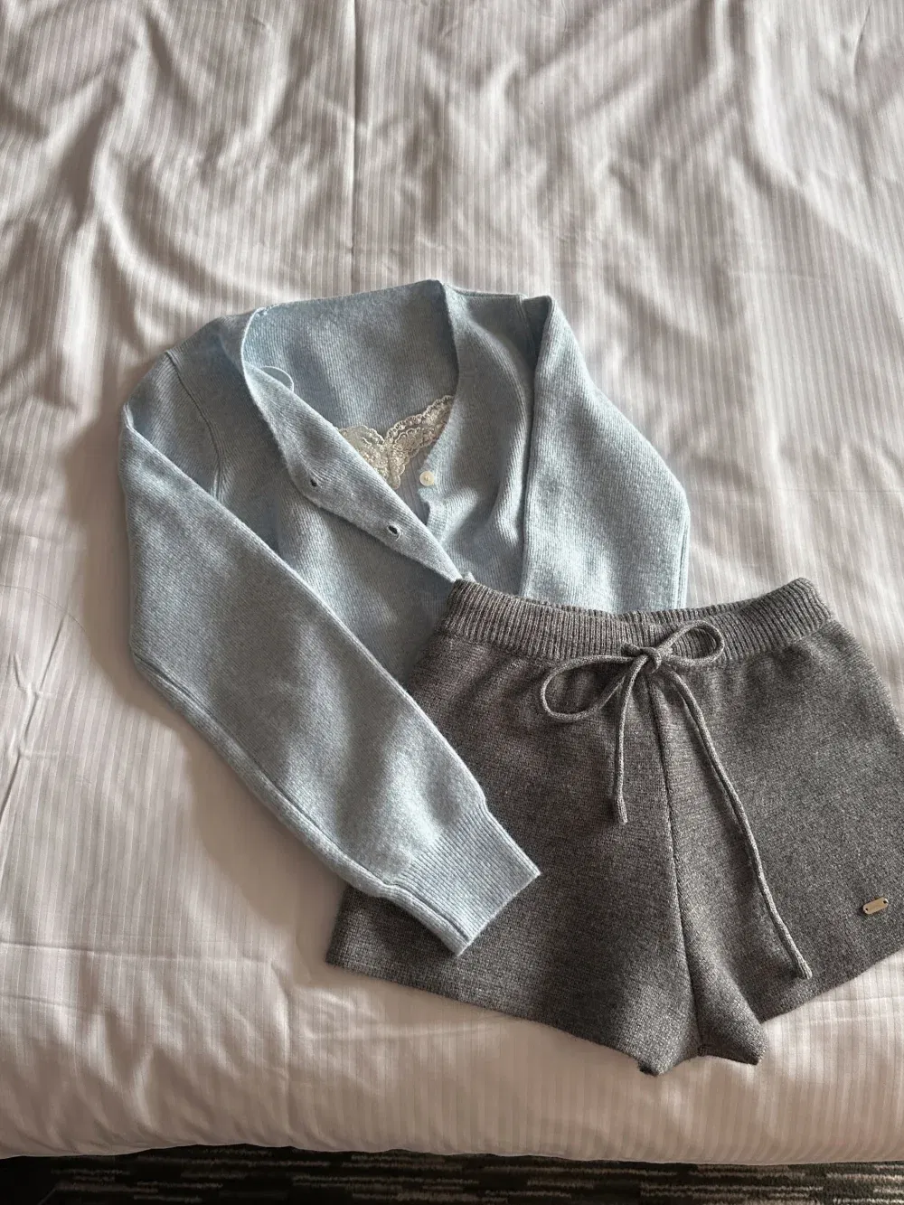 카디건 오트밀 색상 이미지-S1L55