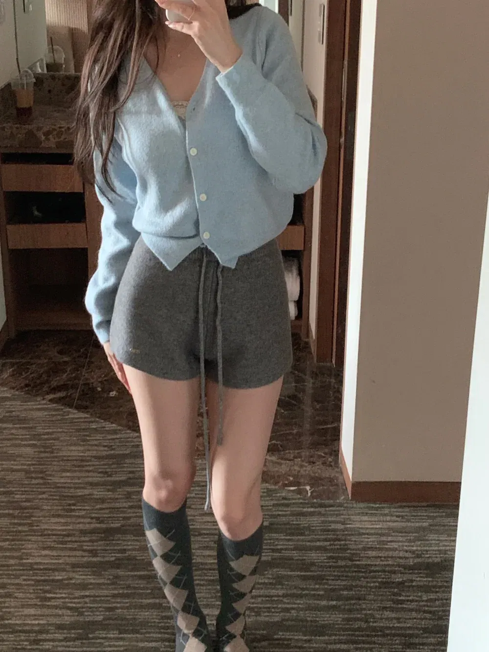 카디건 모델 착용 이미지-S1L58