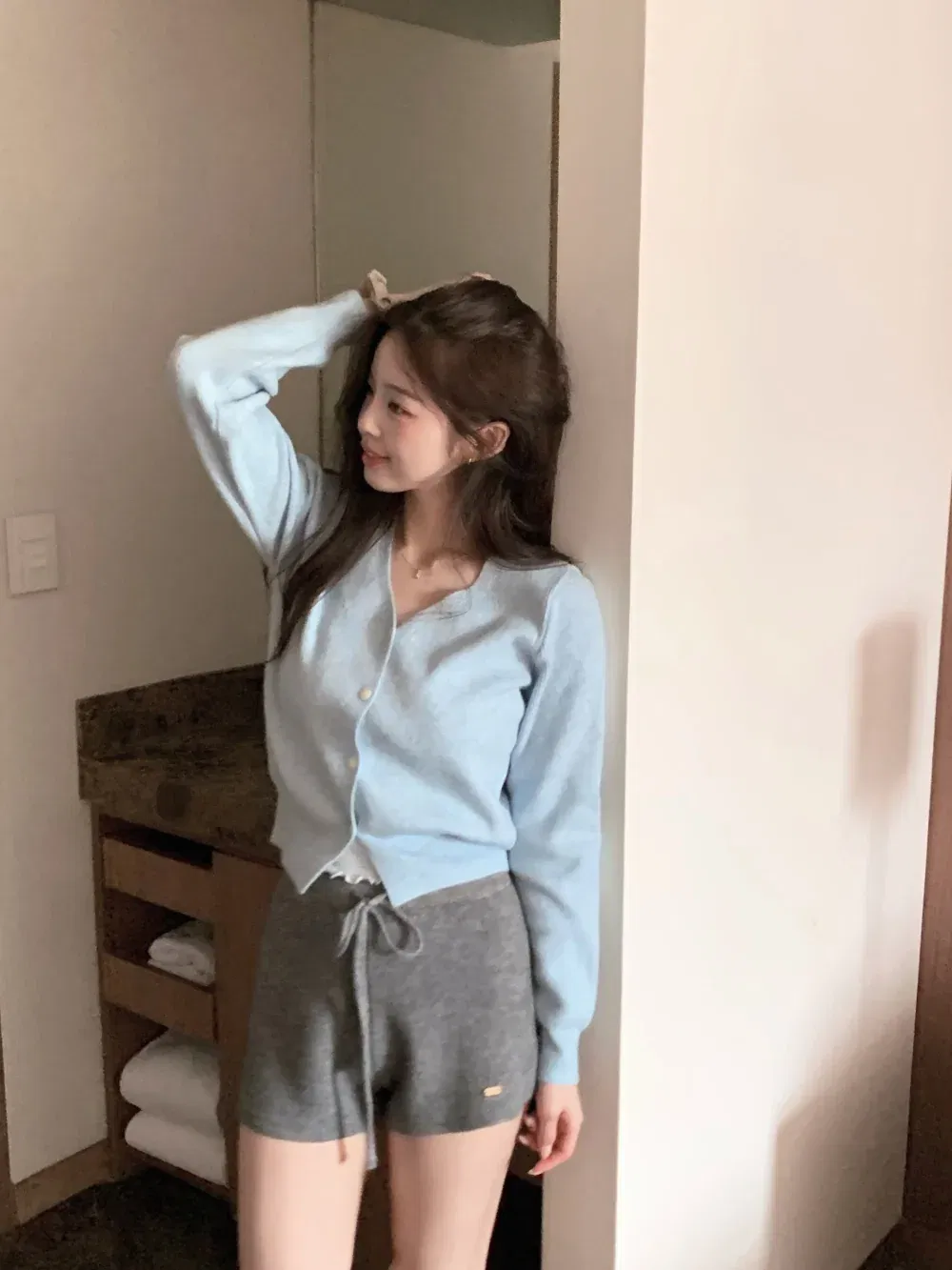 카디건 모델 착용 이미지-S1L73