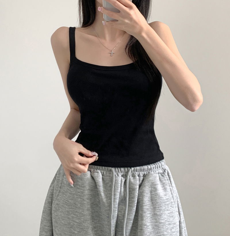 민소매 모델 착용 이미지-S1L38