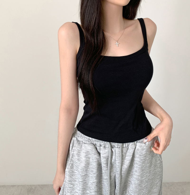 민소매 모델 착용 이미지-S1L35