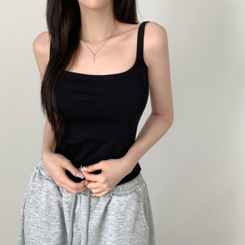 민소매 모델 착용 이미지-S1L37