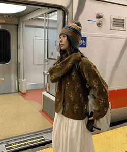 Miella Vintage Flower Round Neck Knitwear Cardigan