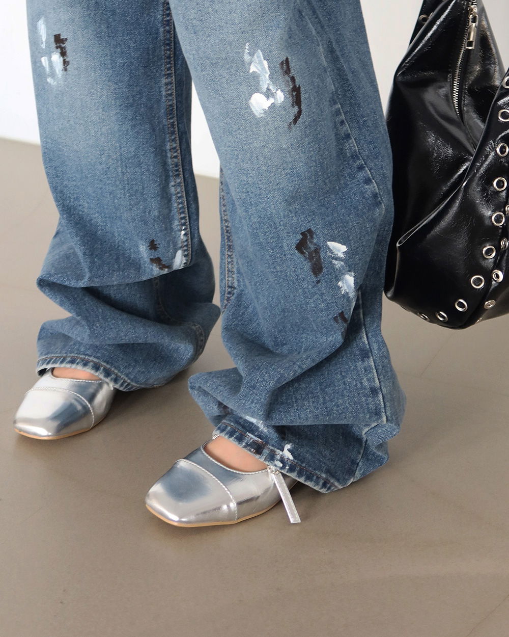 가방 모델 착용 이미지-S1L79