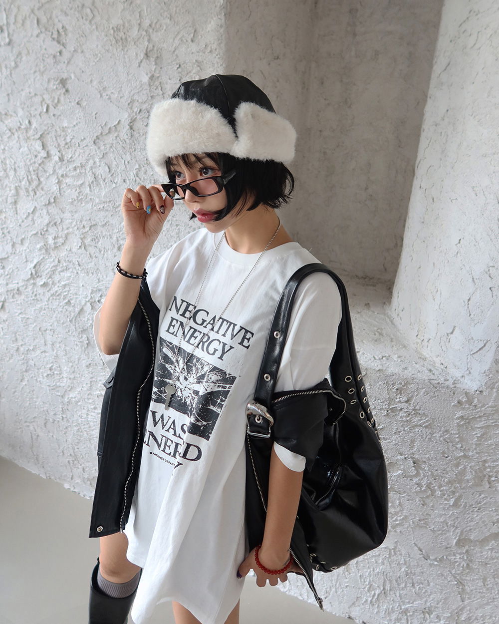 악세사리 모델 착용 이미지-S1L79