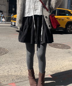 黑色百摺針織A字短裙