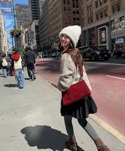 メルベルベットスクエアショルダーバッグ