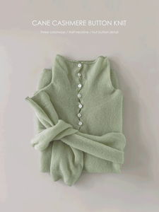#ONEDAY 케인 캐시미어 버튼 니트