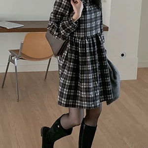 루체리브 체크 셔링 라운드넥 미디 원피스