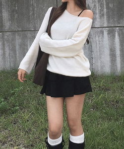 온르 울 보트넥 루즈핏 긴팔 니트