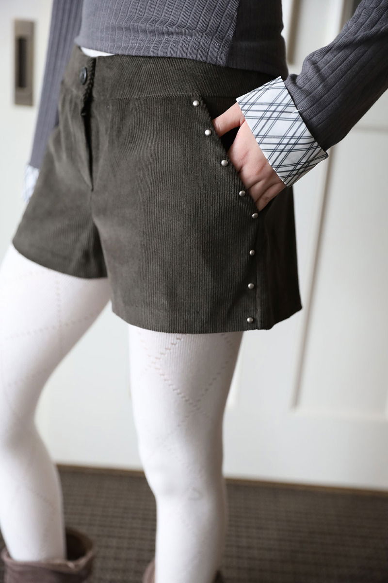 ショートパンツ