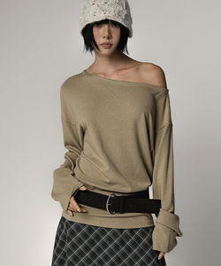 Undaetz Unbal Off-Shoulder Gaori Loose-fit Long Sleeve T-Shirt (Belt Set)