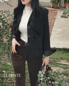 Lucent Caraneck Suede Single-Button Shoulder Pad Sleeve Three-Button Basic Short Jacket for Fall and Winter