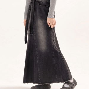 D68 벨트 디테일 컷오프 데님 롱 스커트