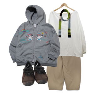 Acc,Autumn,Unique,Daily,Cozy,Comfy,Cool,Trendy,Boots,Sneakers,Trendy 코디