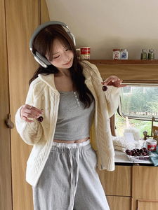 멜팅 꽈배기 울 루즈핏 니트 집업 가디건 (4color)