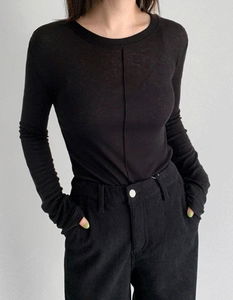 Center Pintuck 2 Wool Round T-shirt