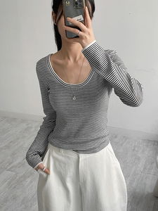 雙面穿U型領條紋長袖T恤
