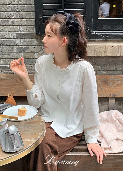 Peach Fleece-lined Frill Blouse 衬衫