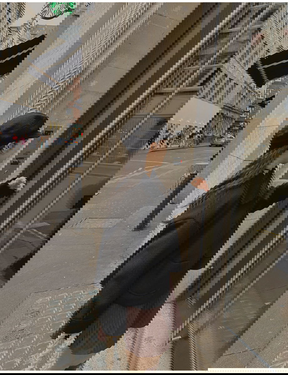 리리앤코 로웬드 겉기모 스판 뒷밴딩 플리츠 치마바지