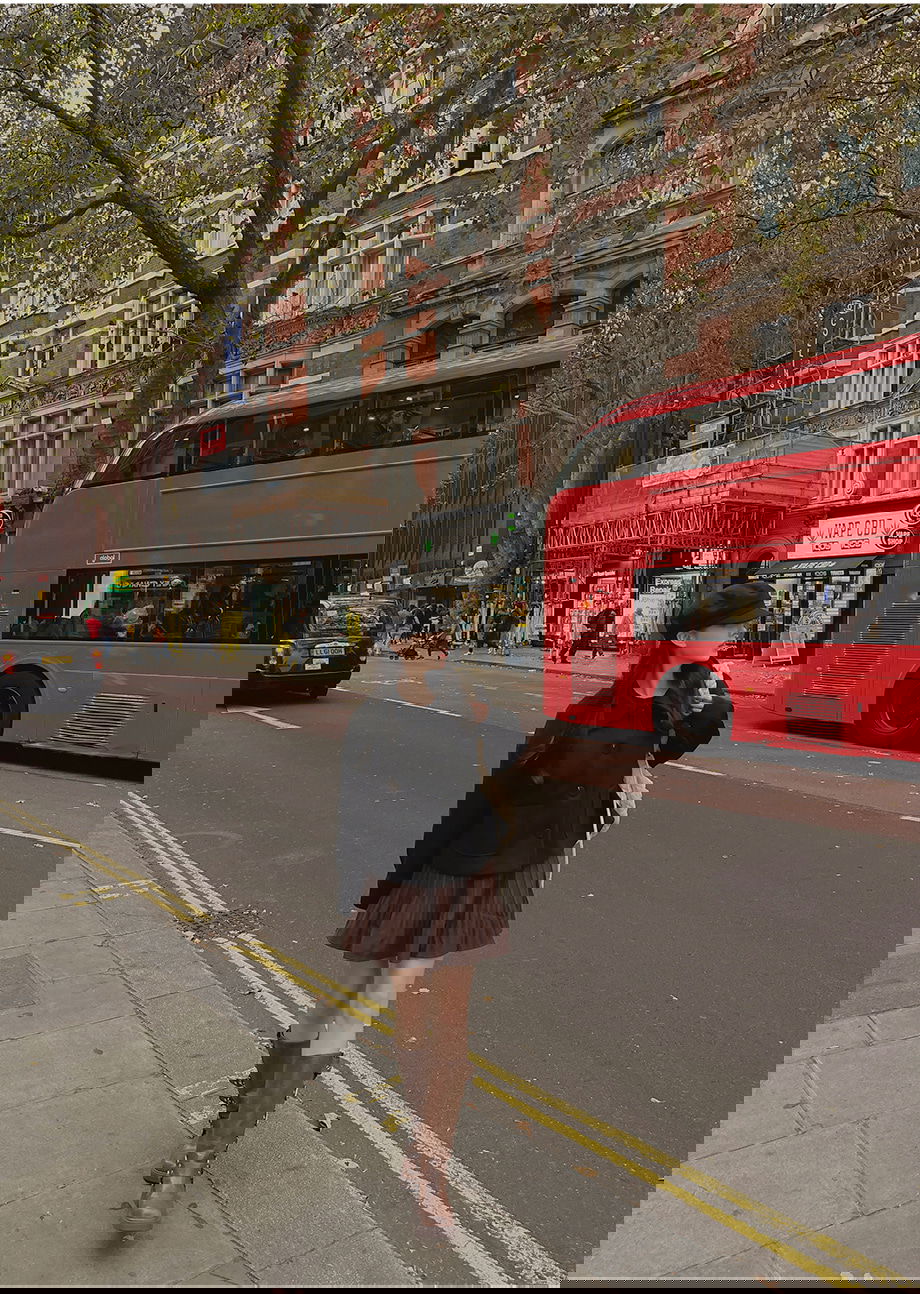 리리앤코 로웬드 겉기모 스판 뒷밴딩 플리츠 치마바지