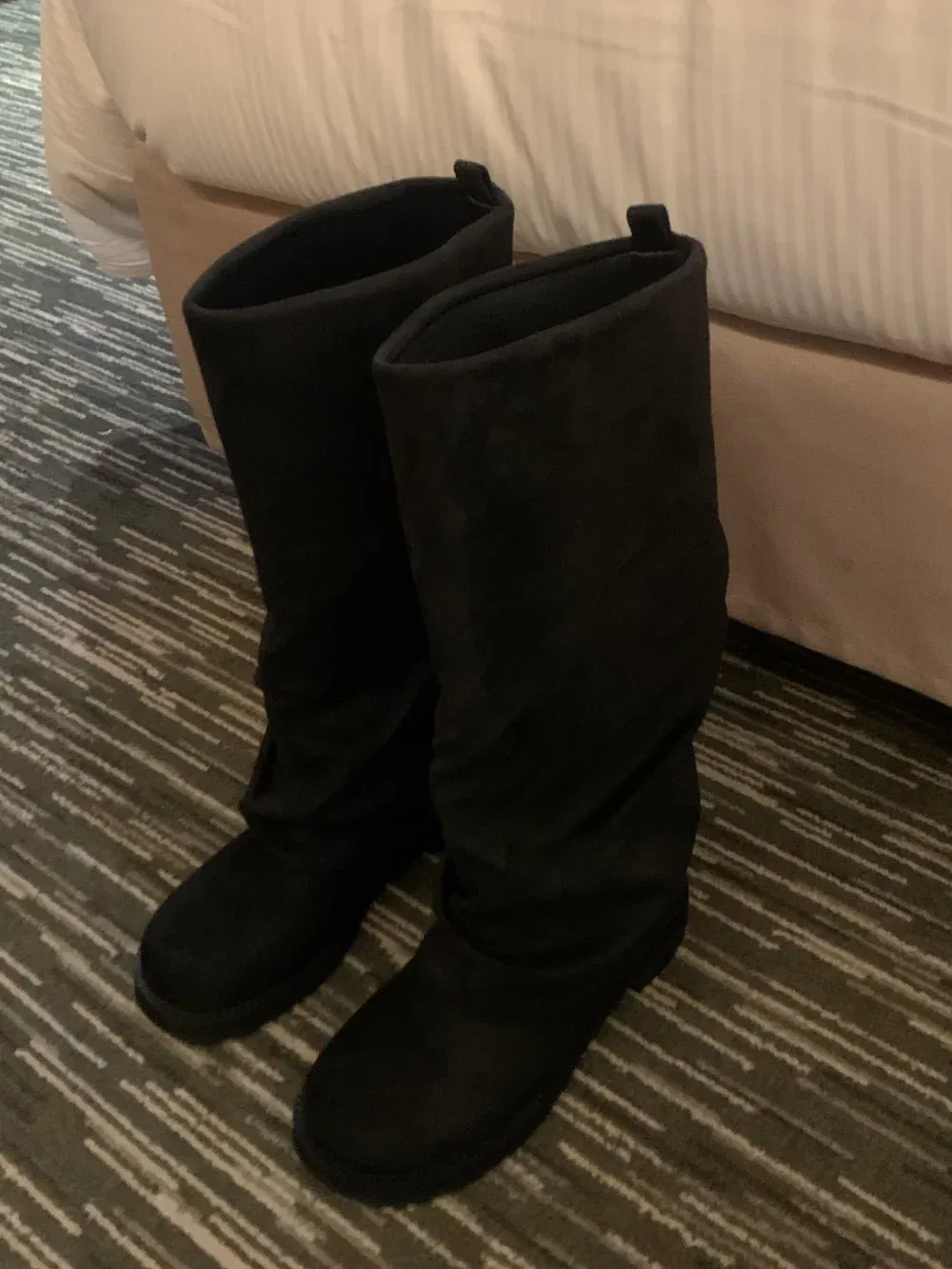 신발 카키 색상 이미지-S1L68