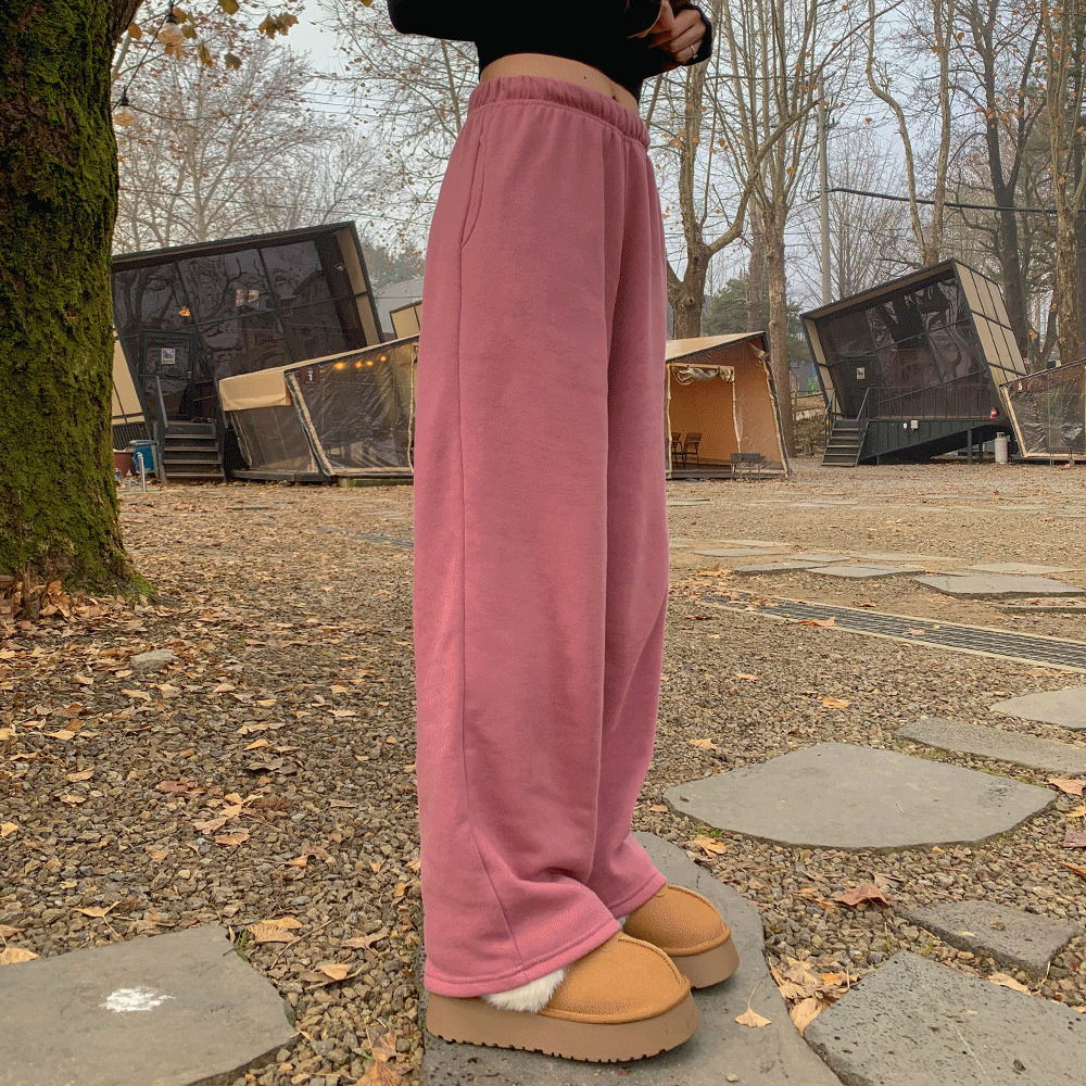 Fleece-lined waist banding wide training pants