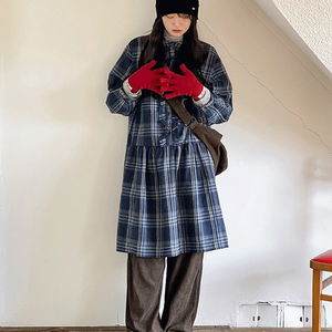 44-77 허깅미 빈티지 체크 프릴 플레어 긴팔 미디 원피스