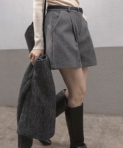 실레 울 벨트 세트 모직 핀턱 쇼츠