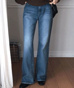 Main Flared denim pants