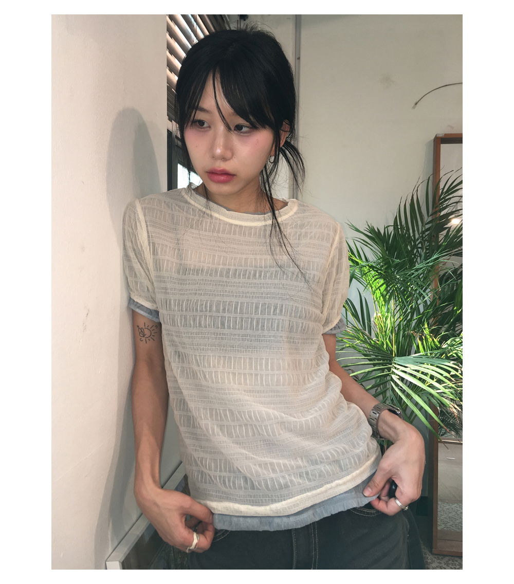 반팔 티셔츠 모델 착용 이미지-S1L18