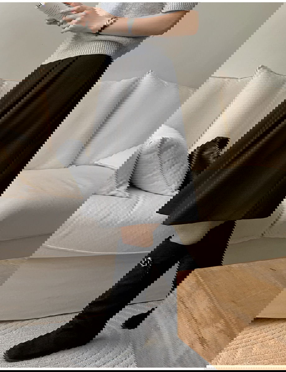 리리앤코 리엔이즈 핀턱 미디 스커트