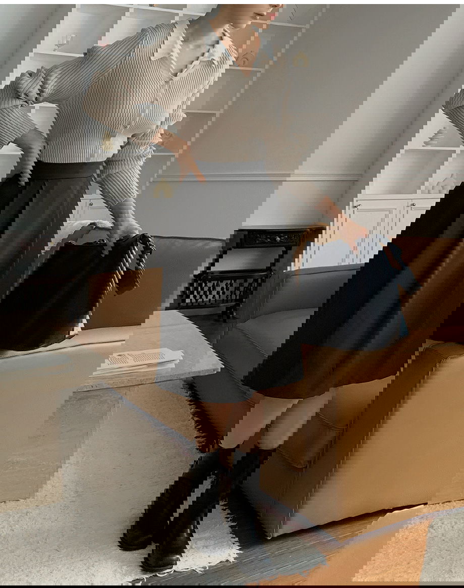 리리앤코 리엔이즈 핀턱 미디 스커트