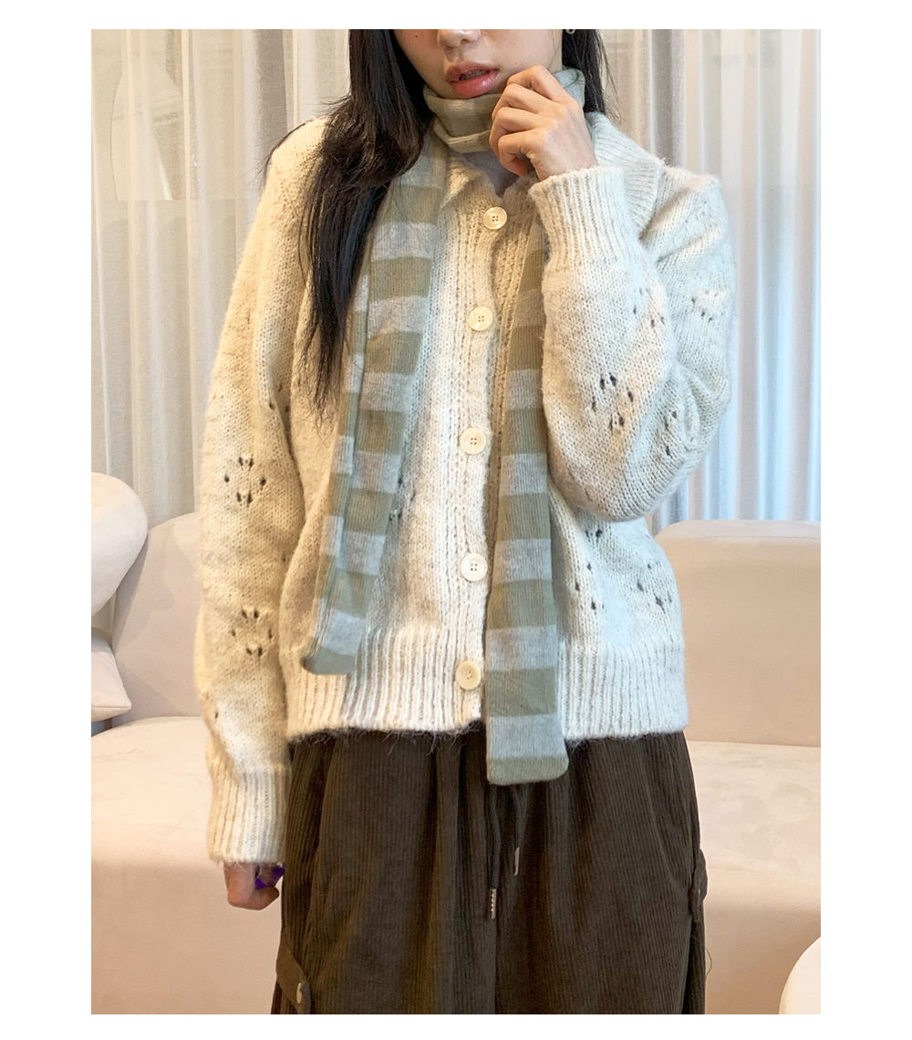 머플러 모델 착용 이미지-S1L8