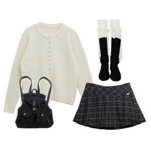 가디건,스커트,백팩,부츠,가을,데일리 코디