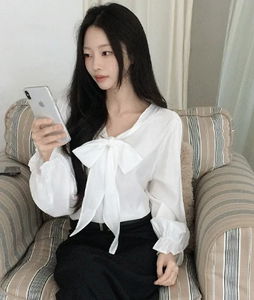 法式蝴蝶結領長袖襯衫