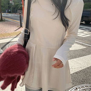 티론 레이어드 슬리브리스 미니 원피스