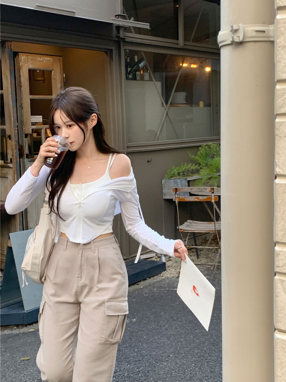 악세사리 모델 착용 이미지-S5L14