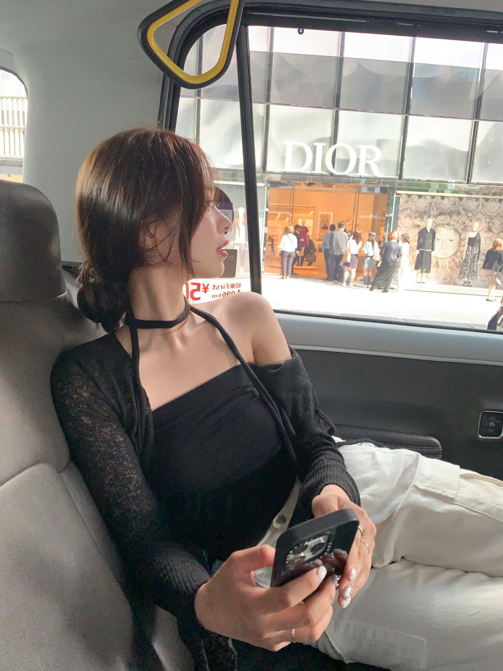 악세사리 모델 착용 이미지-S16L25