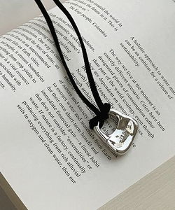 Lenut Bold Pendant Knot Long Drop Necklace